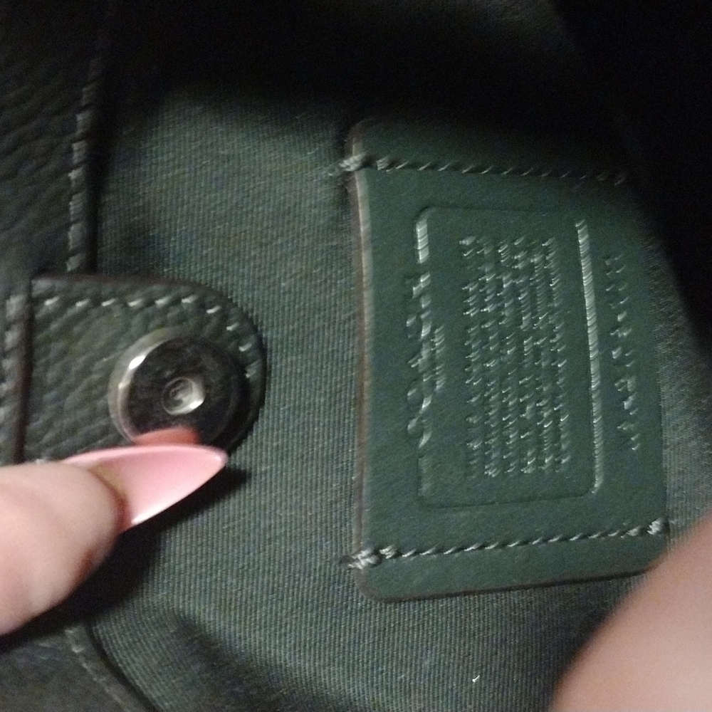 Brand New coach purse .. - Picture 4 of 6